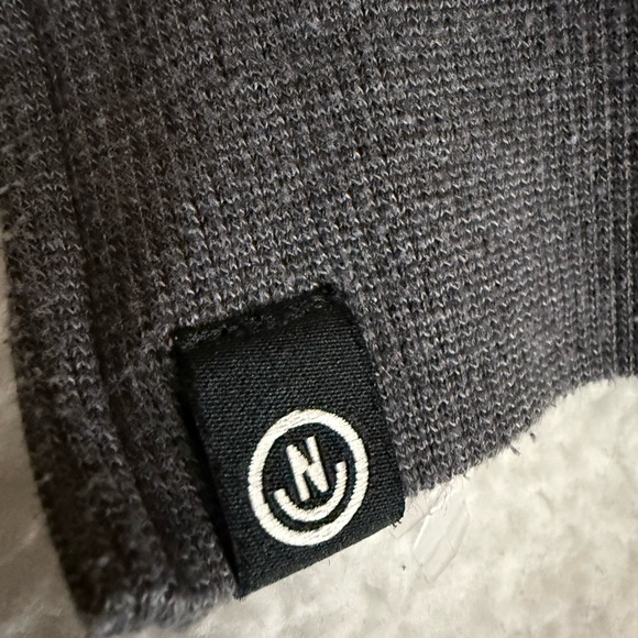 ⭐️ 3/$20 Neff Gray Men's Hoodie with smiley face - Picture 7 of 7